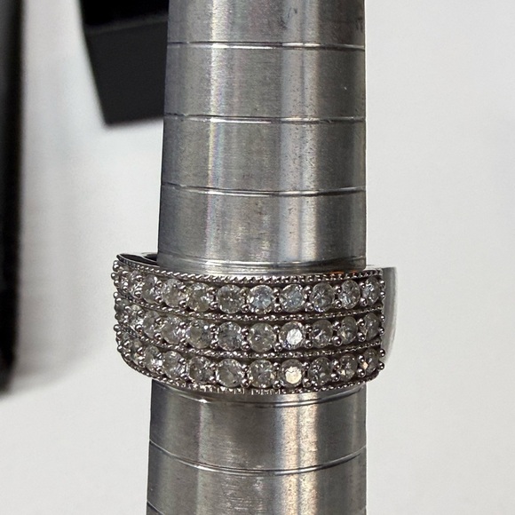 14k White Gold Band Ring